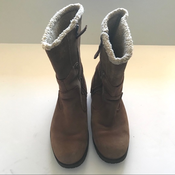 Caterpillar “CAT” Brown Suede Boots Sherpa Lined - Picture 4 of 15